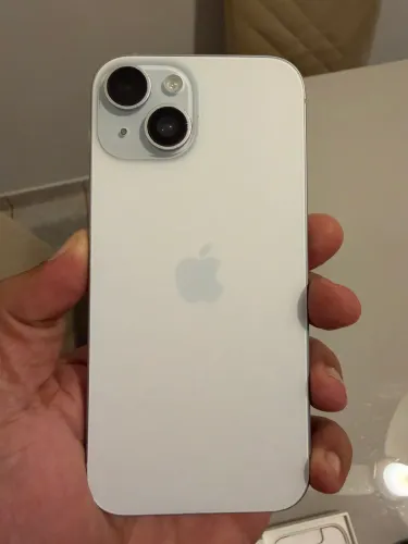iPhone 15 256GB