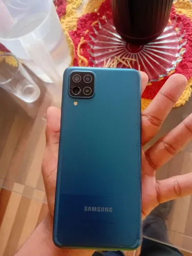 Samsung a12