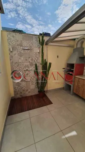 Casa com churrasqueira e varanda Gourmet