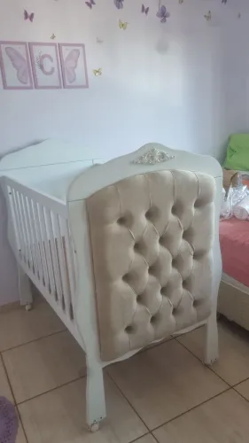 Berço branco super conservado, 