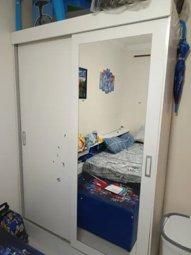Guarda roupa solteiro