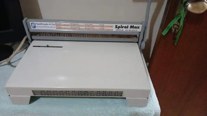 Encadernadora Spiral Max SM 5420