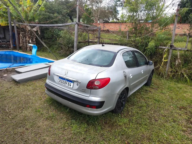 Peugeot 207 Sed. Passion XR Sport 1.4 Flex 8V 4P 2010