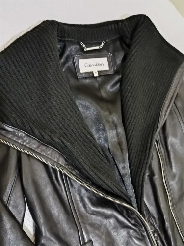 Jaqueta em couro feminina Calvin Klein