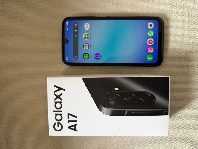 Vendo Samsung A17 8g RAM 256g