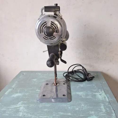 Máquina Corta Tecido Industrial