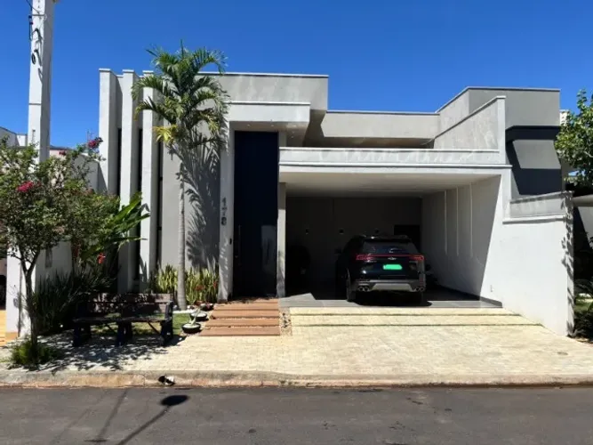 Casa à venda no Condomínio San Marino em Birigui/SP com 310 m², 3 suítes e piscina
