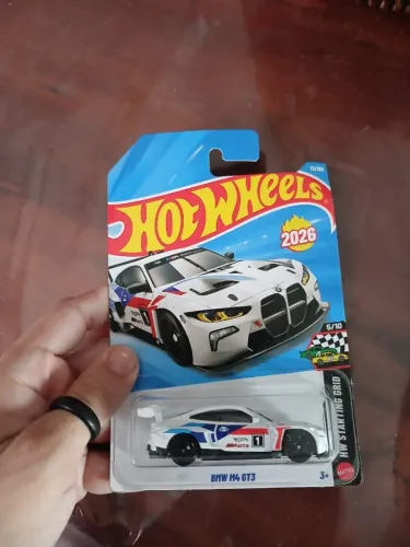 Hot Wheels Mainline Bmw M4 Gt3 2026 1:64 lacrada