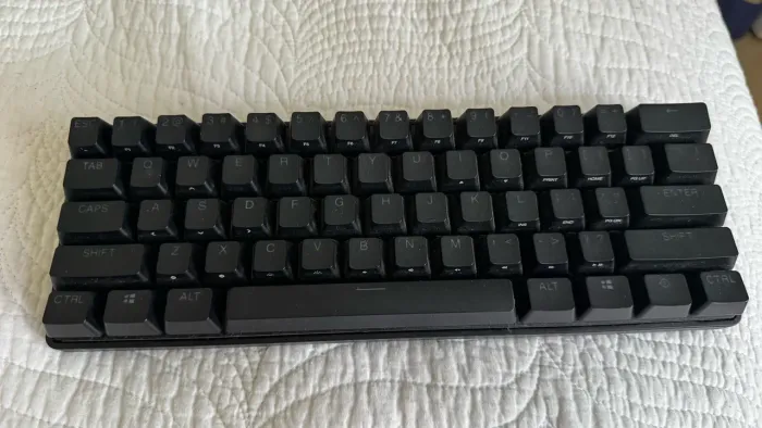 Teclado gamer Steelseries apex 9 mini