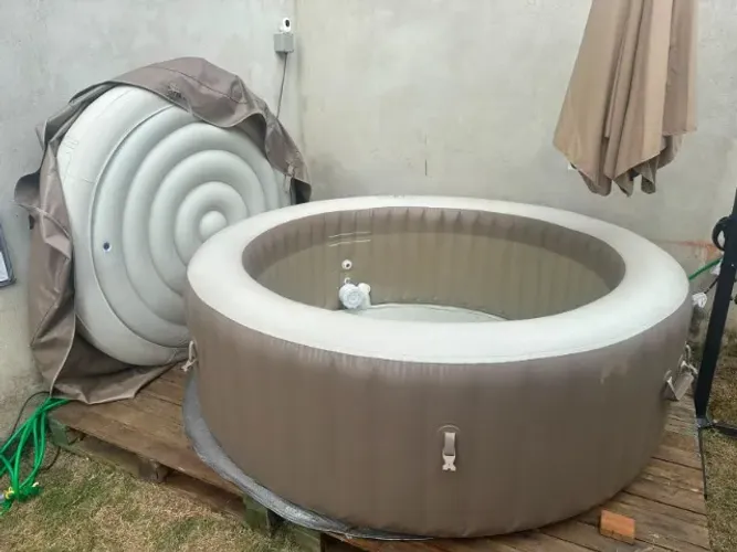 Piscina Ofurô Intex Purespa Inflável 795 Litros - Intex