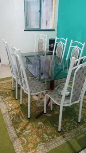 6 cadeiras de ferro super conservada mas somente as cadeiras