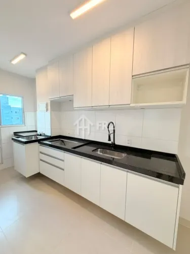 Apartamento Moderno em Andar Alto no Residencial Clube Aquaville ? Paulínia - SP