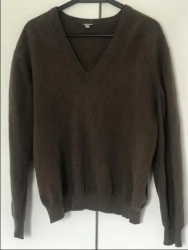 Sueter/Blusa cashmere marrom - gola v - tamanho XL (pequeno)