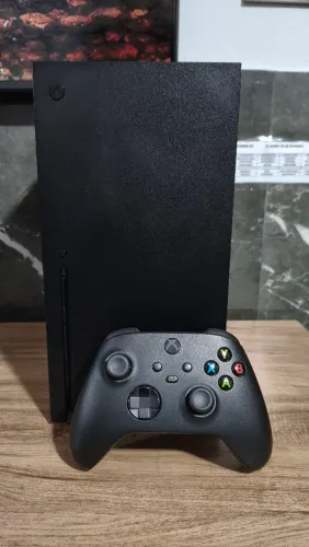Xbox Series X 1TB USADO sem defeitos com 1 controle original, caixa, HDMI e cabo de força