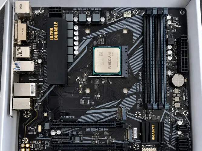 Kit processador/placa mae, ryzen 5 5600x + B550 Gigabyte ds3h (COM GARANTIA)