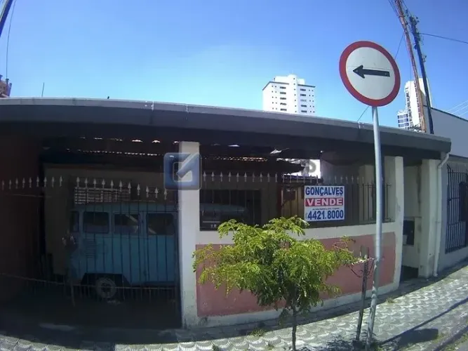 Casa residencial à venda em Vila Bastos, Santo André  194m² úteis, quintal e churrasqueira