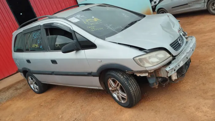 Zafira 2002 2.0 16 válvulas baixada com nota fiscal