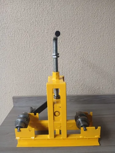 Calandra manual para metalon quadrado