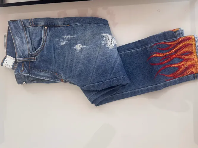 Calça Fancy bordada