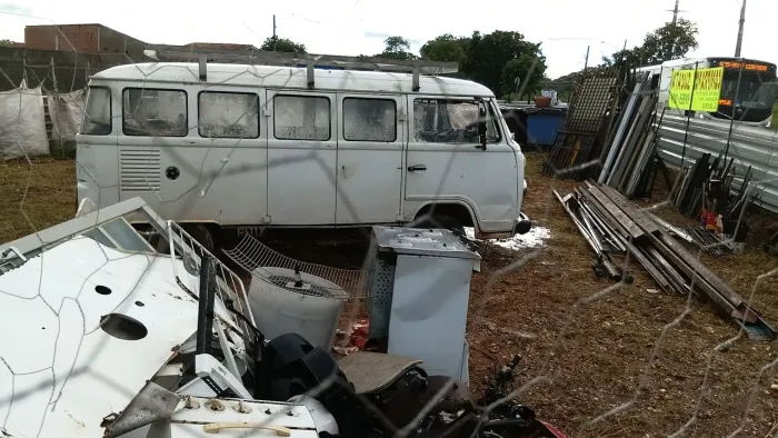Compra, venda e coleta de materiais recicláveis, sucata de ferro, latinha, cobre, ar cond