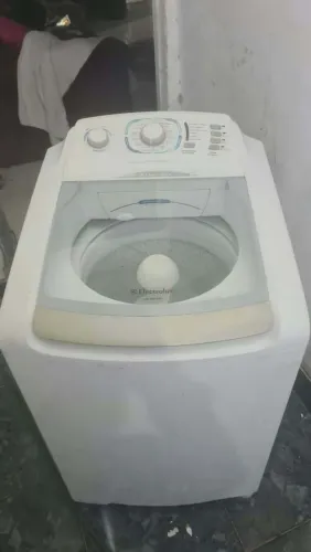 Máquina de lavar Electrolux 10kg