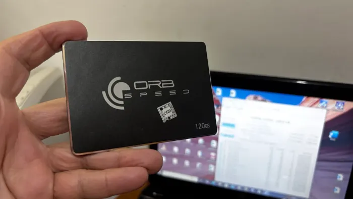 ssd 120 GB windows 10 e office 2024 - excelente estado   - temos mem ddr3 e ddr4 