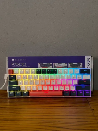 Vendo teclado Machenike K500, o queridinho dos gamers e setup minimalista!