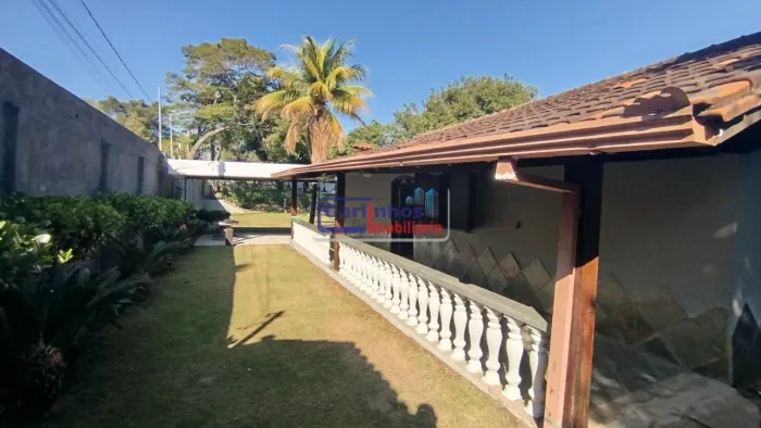 Sitio com Duas Casas no Bairro Bom Repouso - Piscina, Área Gourmet e Muito Espaço!