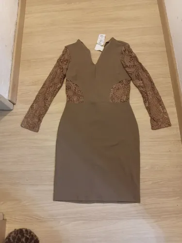 Vendo vestido de malha com renda tamanho G