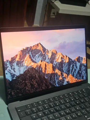 MacBook M3 pro 18gb 512SSD