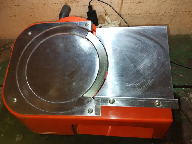 FATIADOR DE FRIOS MANUAL ANTIGO MARCA IBEM - ITEM DE COLECIONADOR