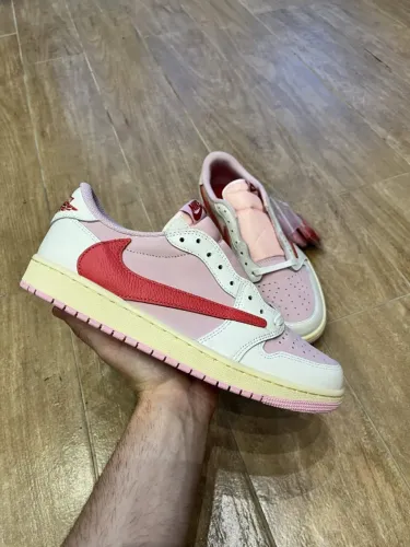 tênis nike air jordan 1 low travis scott rosa 41