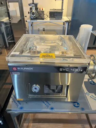 Seladora a vácuo industrial Sulpack SVC 430 nova pronta entrega
