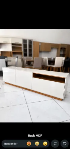 Rack elegante disponível
