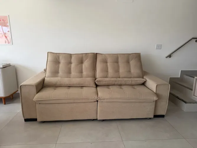 Sofá retrátil e reclinável 4 lugares