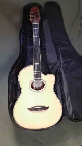 Violão Giannini semi novo + extras! Imperdível