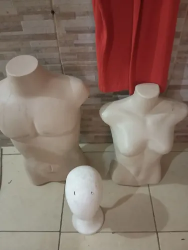 Manequins