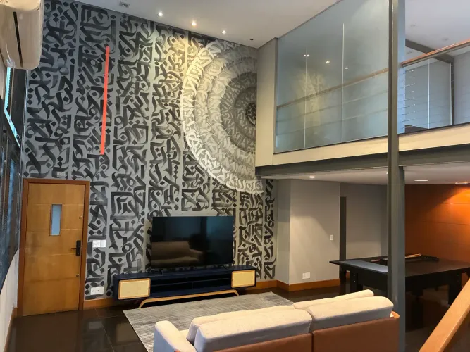 Loft de 2 andares, pé direito de 5,50m, do lado do metrô Tatuapé 