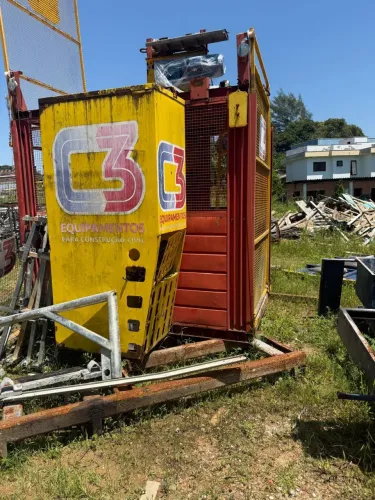 Elevador de cremalheira c3 13 paradas
