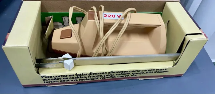 Faca elétrica Arno 220v