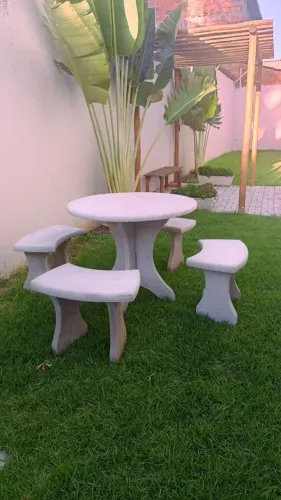 Conjunto de mesa de  concreto