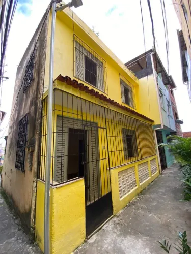 Vende-se dúplex ampla Cidade nova 