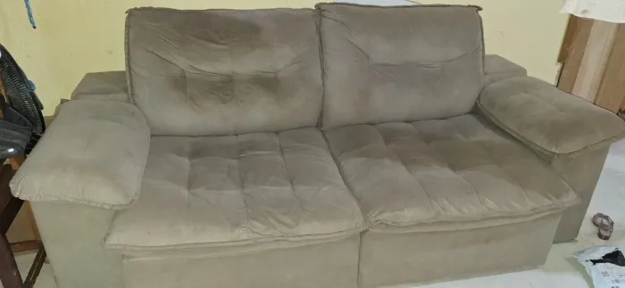 Sofá retrátil a venda 