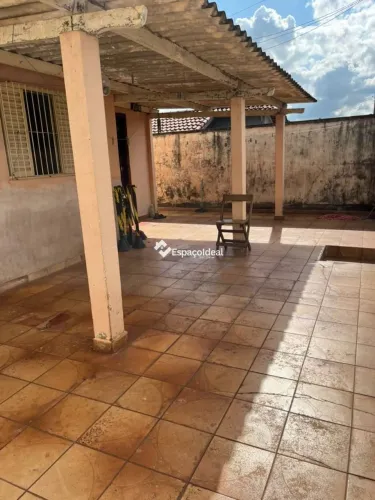 Casa com 4 dormitórios à venda, 156 m² por R$ 349.800 - Núcleo Habitacional João Zillo - L