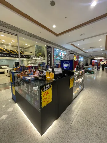 Quiosque de shopping completo com montagem inclusa / oportunidade
