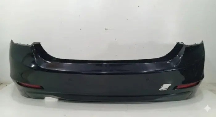 Parachoque Traseiro Bmw 320 F30 2012 2013 2014 2015 2016 Detalhe