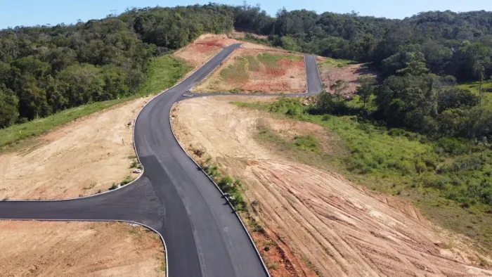 Terreno ( Em loteamento) à Venda, 416m² - Bairro São Pedro em Urussanga