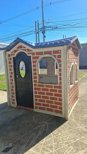 VENDO CASINHA PARA CRIANÇA