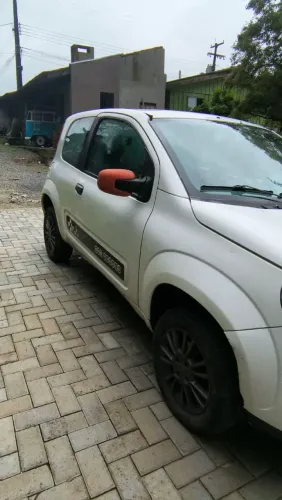 Fiat Uno Vivace Celeb. 1.0 EVO F. Flex 8V 3P 2014