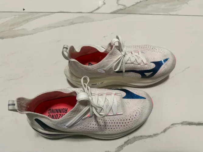 Tênis Mizuno Neo Vista 2